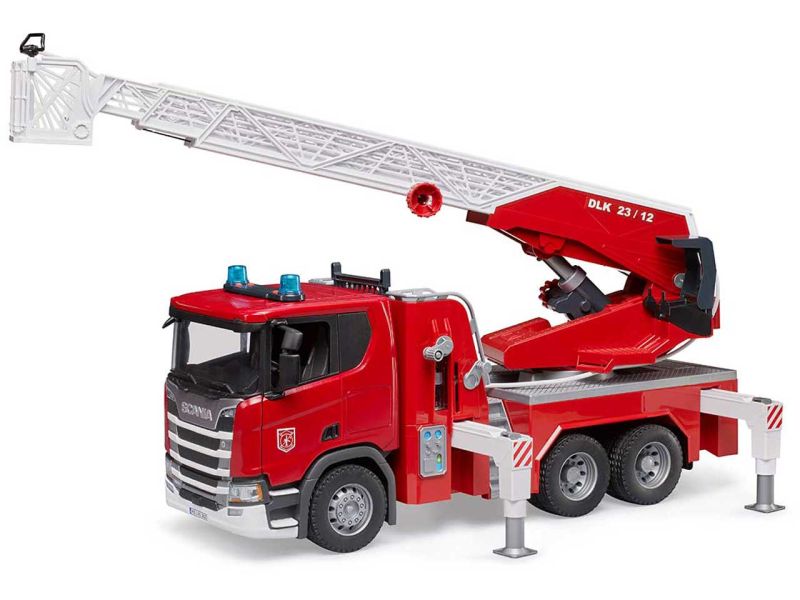 BRUDER Scania Super 560R Feuerwehr mit Drehleiter, Wasserpumpe und Light- & Soundmodul