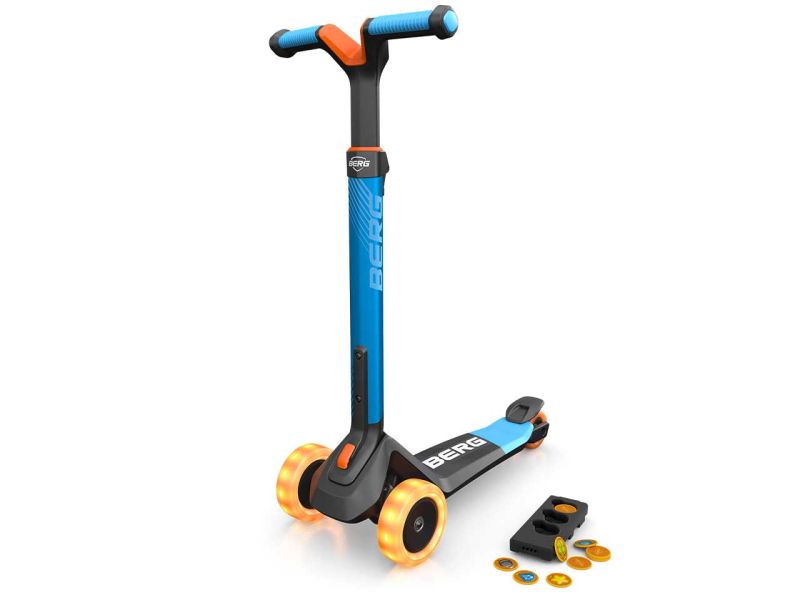 BERG Nexo Roller Lights Blue mit Magnet-Deck