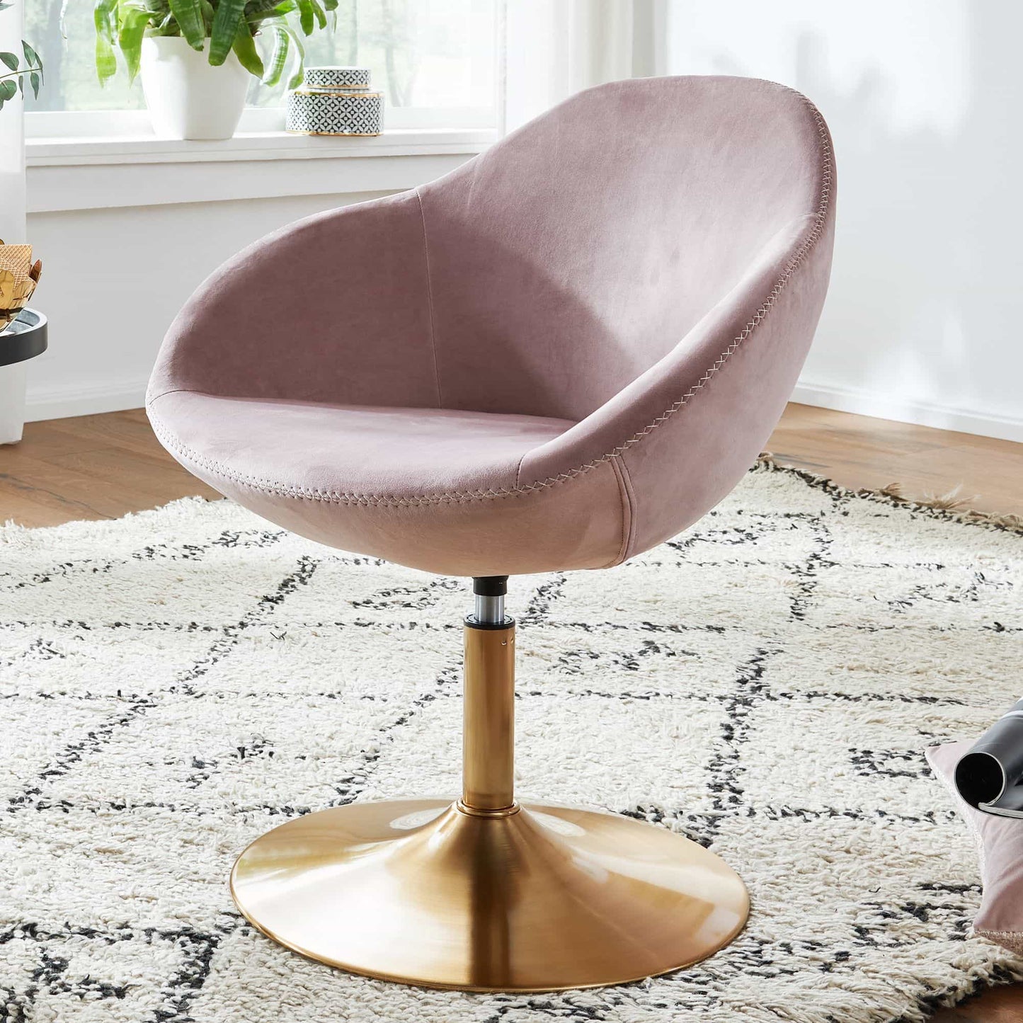 Wohnling Lounge- & Cocktailsessel WL6.204 – Eleganter Relaxsessel in Rosa/Gold mit 360° Drehfunktion.
