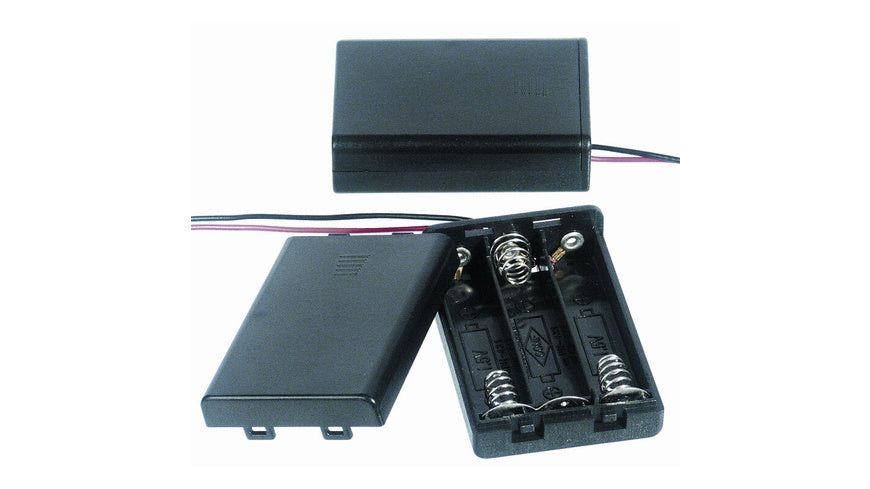 Batterie- und Akkuhalter für 3 x Micro mit Anschlusskabel und An-/Aus-Schalter
