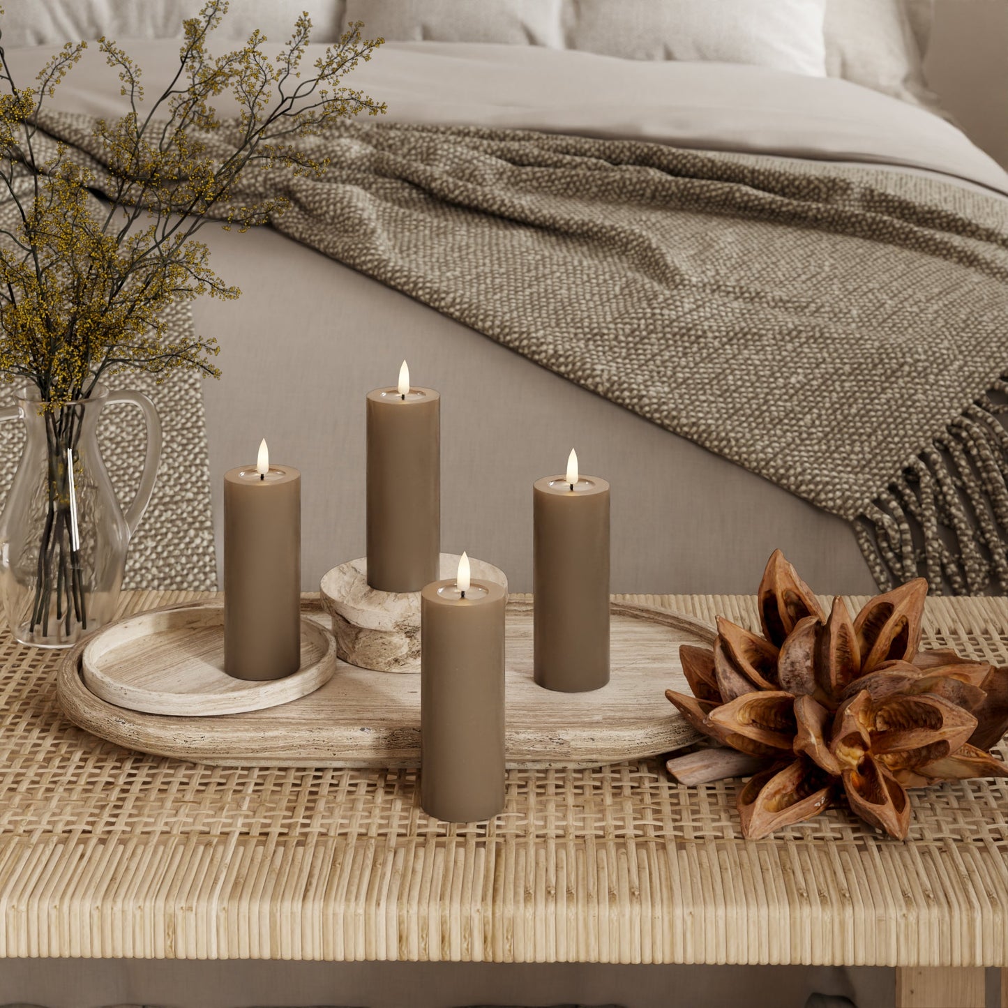 LED-Blockkerzen Ø 5 x 12,5 cm Karamell – 4 Stück