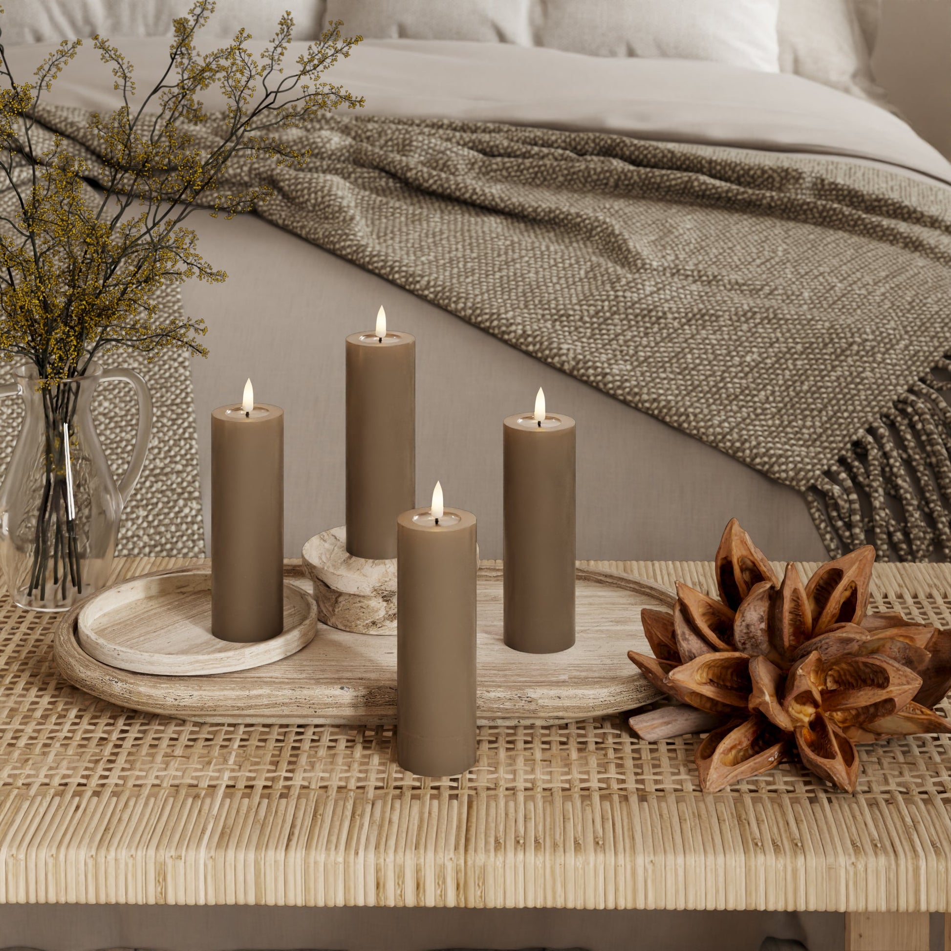 LED-Blockkerzen Ø 5 x 15 cm Karamell – 4 Stück