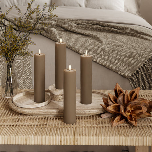 LED-Blockkerzen Ø 5 x 20 cm Karamell – 4 Stück
