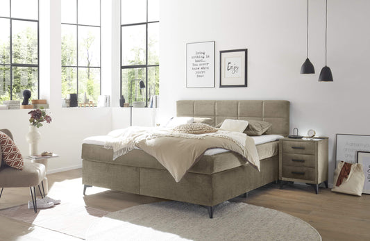 Navarra Boxspringbett von ED Exciting Design: Dein Tor zu himmlischem Schlaf