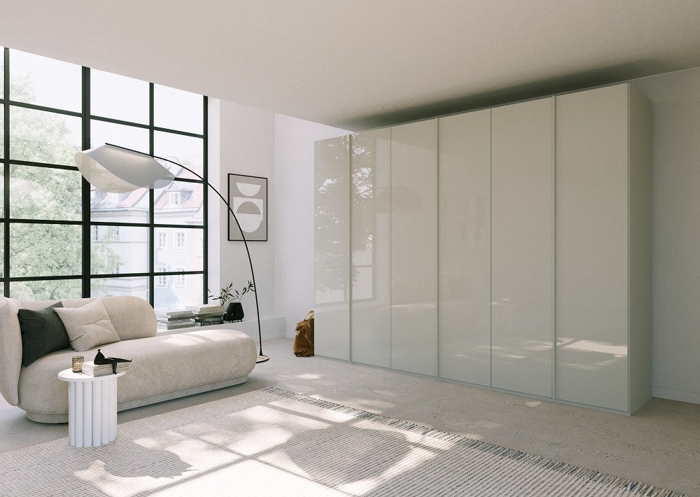 6-türiger Kleiderschrank SKAT Meridian von rauch mit Glasfront - in drei verschiedenen Farbvarianten, alpinweiß, seidengrau, graphit