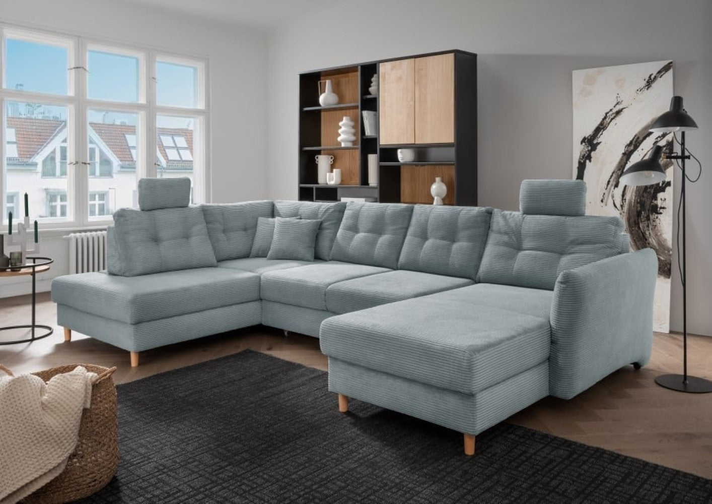 Brizzini Wohnlandschaft von Benformato wählbar in der Farbe Beige & Aqua: Vielseitiges Komfort-Sofa mit Schlaffunktion, verstellbaren Armlehnen und Stauraum