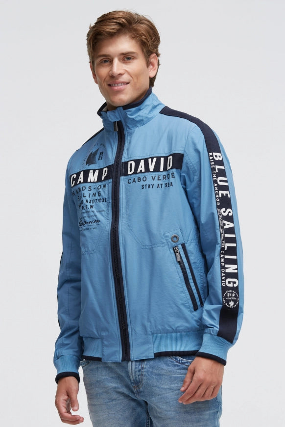 CAMP DAVID Blouson mit Logo-Tapes und Artworks