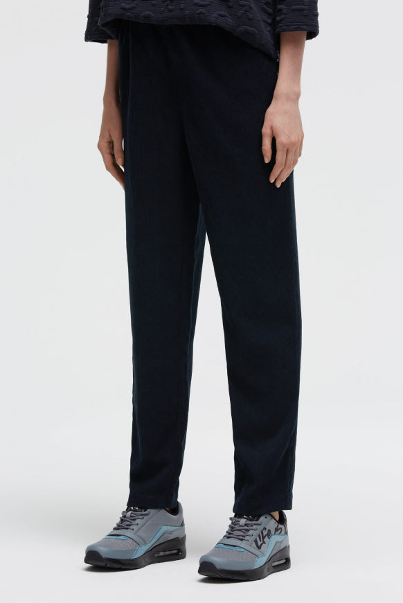 SOCCX Cordhose im Relaxed Fit