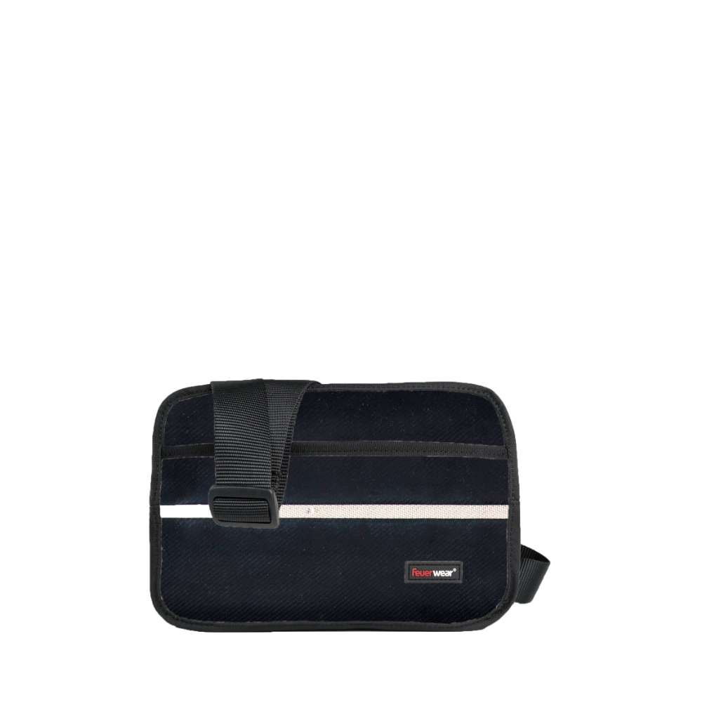 Feuerwear Crossbody Bag, Oscar, schwarz, aus recyceltem Feuerwehrschlauch
