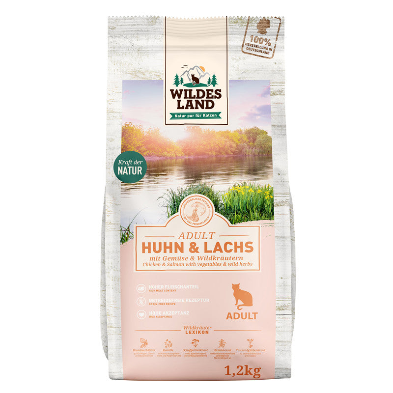 Wildes Land Huhn und Lachs mit Gartengemüse