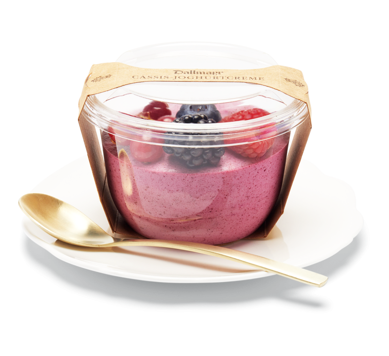 Cassis-Joghurtcreme