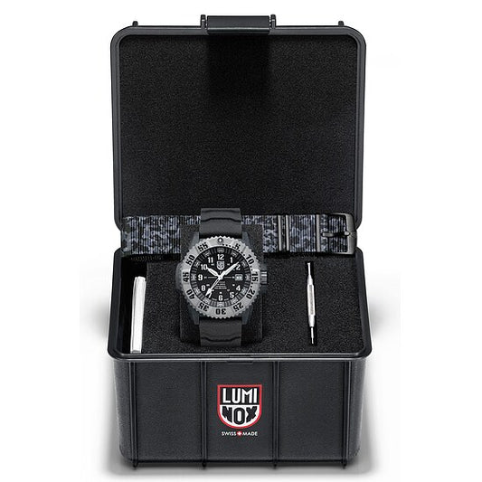 Uhr Luminox MIL-SPEC inspiriert XL.3351.1.SET