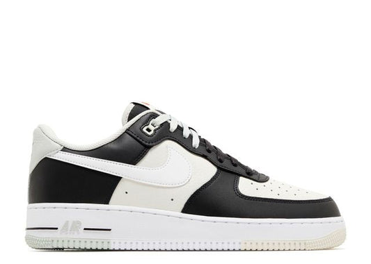 Nike Air Force 1 07 LV8 Split - Schwarzes Phantom
