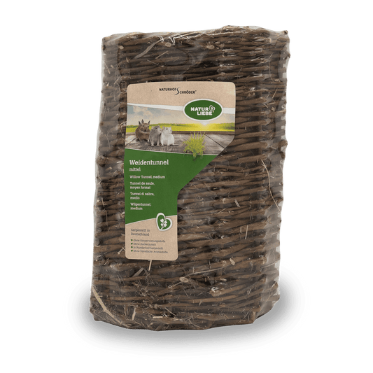 Weidentunnel mittel Heu gestopft