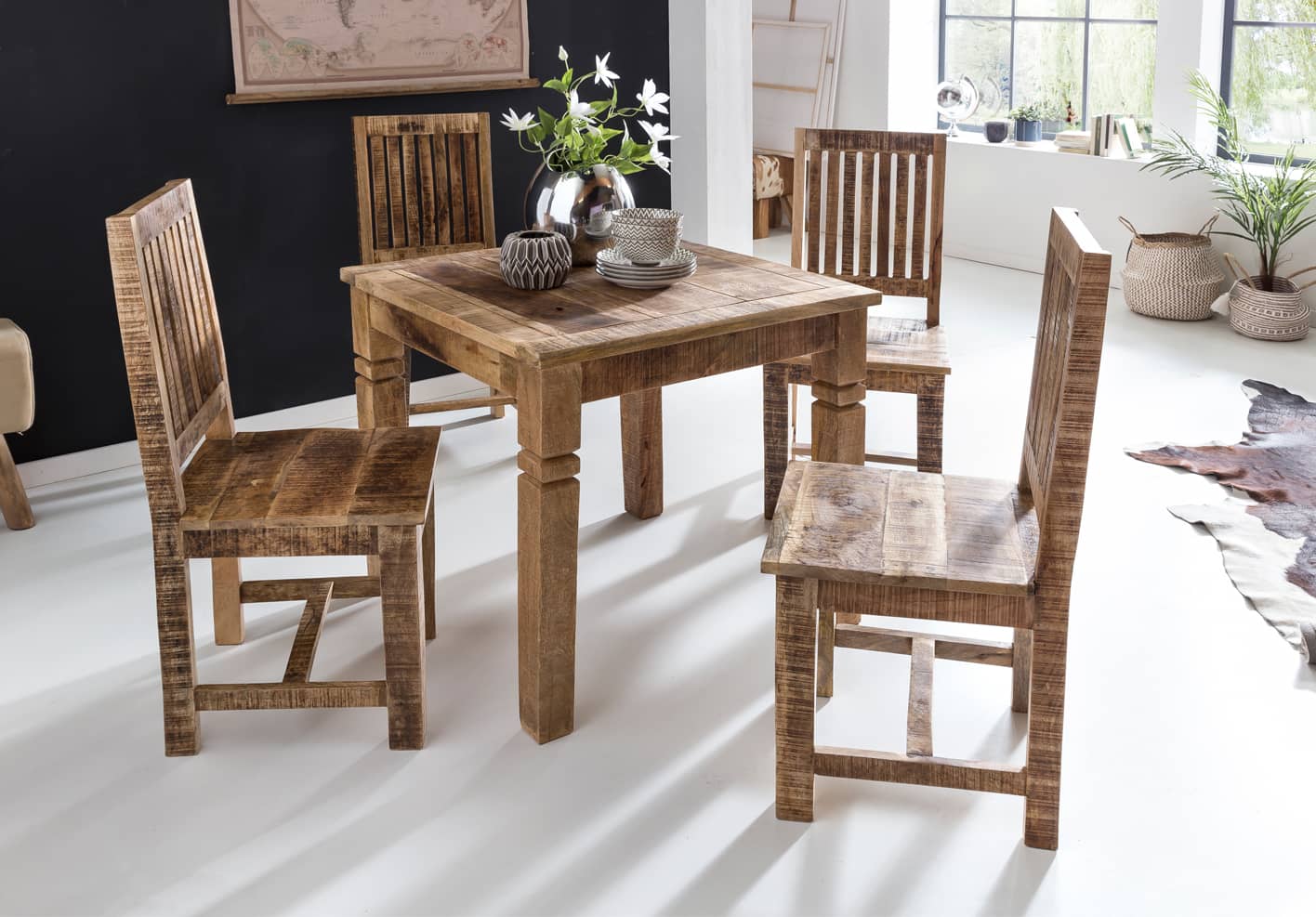 Esszimmertisch WL5.077 Braun 80 x 80 x 76 cm Mango Massivholz