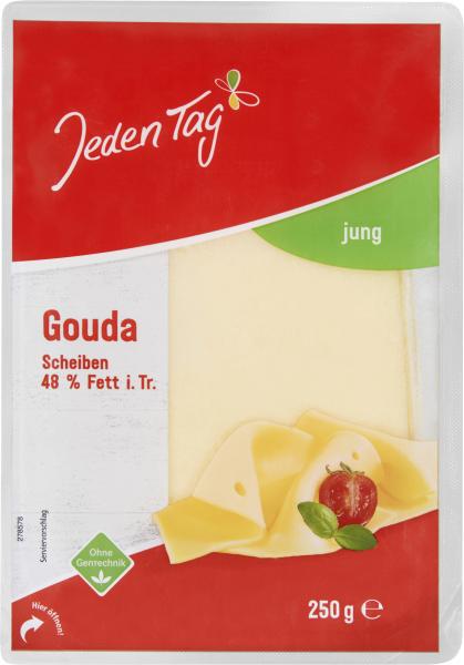 Jeden Tag Gouda jung in Scheiben