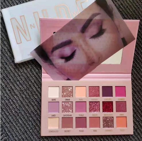 Huda Earth Eyeshadow Palette Inverts Rose 18 Eyeshadow