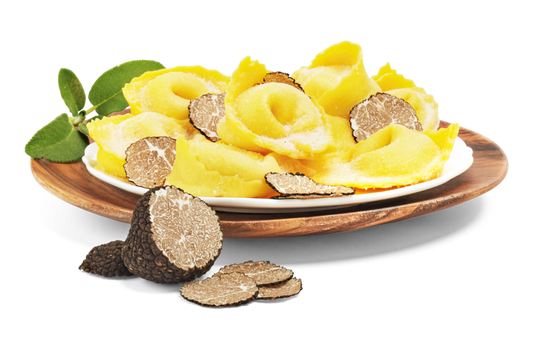 Cappellacci mit Parmesan und schwarzem Trüffel