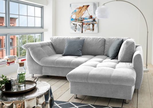 Stylisches Ecksofa Agira von Benformato mit Schlaffunktion, verschiedene Farben, gemütliche Rückenkissen, hochwertige Wellenunterfederung