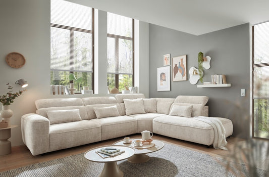 Ecksofa Mansfield Farbe ivory mit 5-fach verstellbaren Kopflehnen und Mikrofaser-Chenille-Bezug – ED Exciting Design