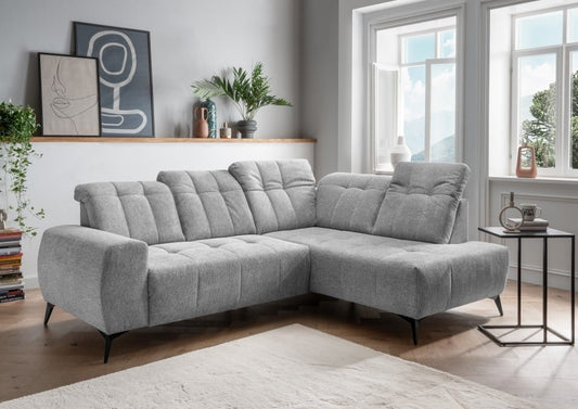 Ecksofa Sano von Benformato – Beidseitig bestellbar, Corto Stoff, Elektrofunktion &amp; verstellbare Kopflehnen