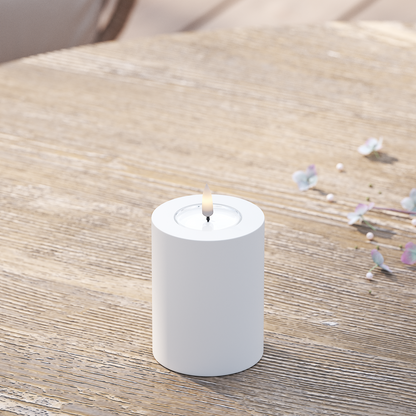 LED-Blockkerzen für den Außenbereich Ø 7,5 x 10 cm, Weiß