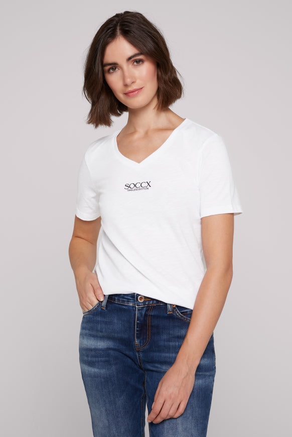 SOCCX Basic T-Shirt mit V-Ausschnitt und Logo