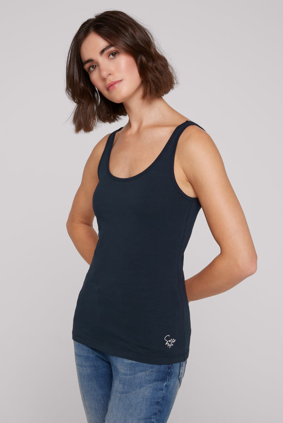 SOCCX Basic Top mit Mini Logo Print