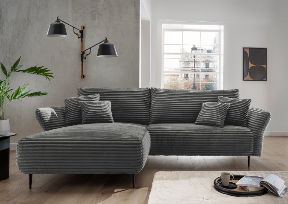 Benformato Sofa Vanilla – Hochwertiges Breitcord-Sofa mit verstellbaren Armlehnen in grau oder moosgrün, beidseitig montierbar, komplett bezogen, Ratenzahlung möglich
