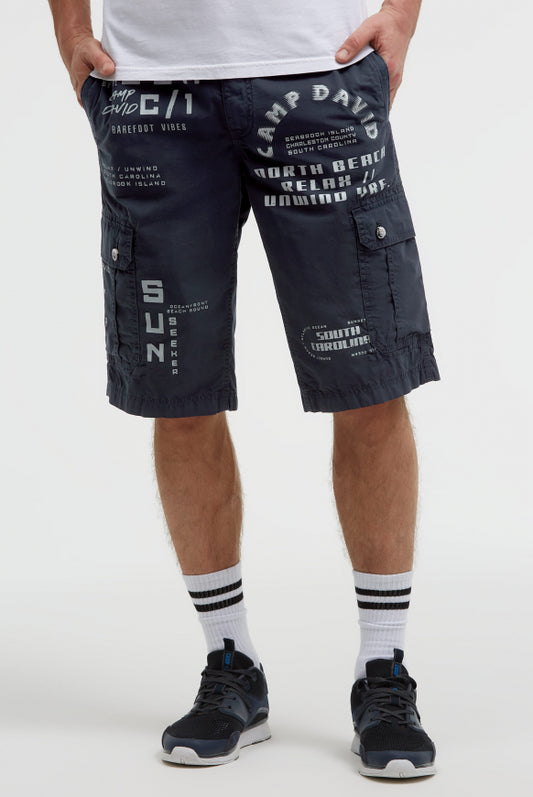 CAMP DAVID Cargo Shorts mit vielen Label Prints