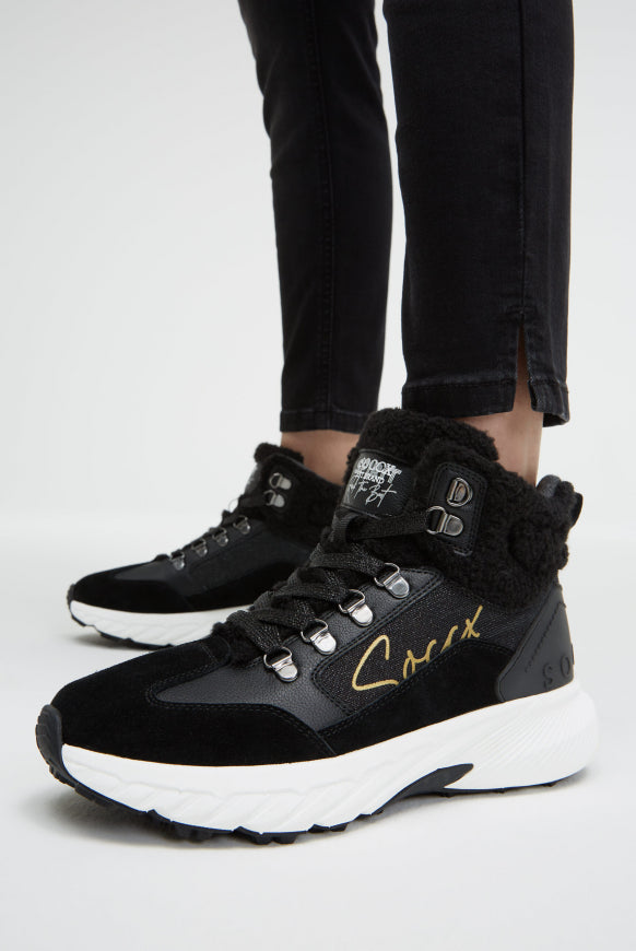 SOCCX Hightop Sneaker im Hiking