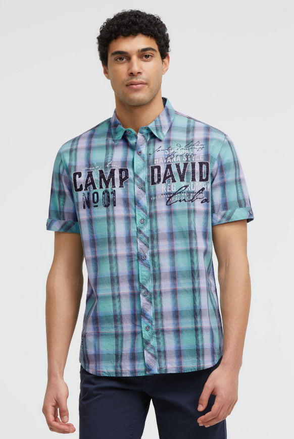 CAMP DAVID Kariertes Kurzarmhemd mit Logo Prints - aqua splash