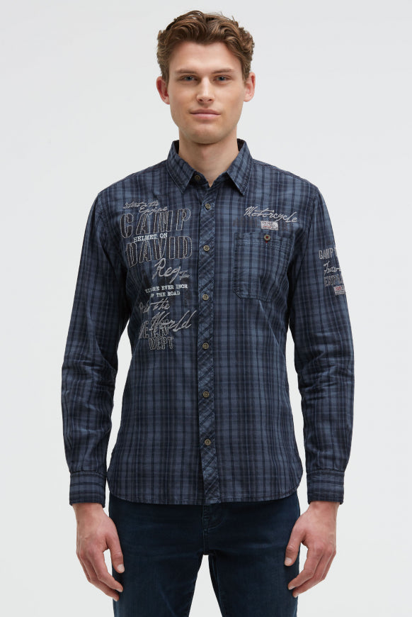 CAMP DAVID Karohemd mit Prints, Patches und Stickereien