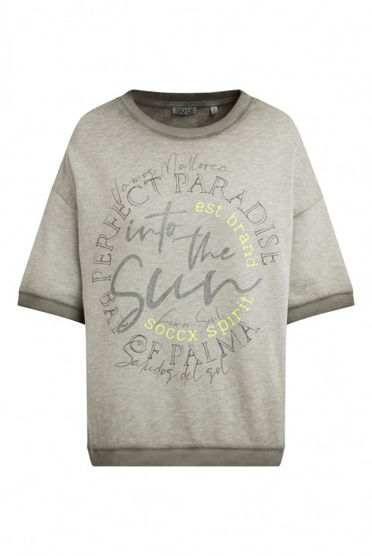 SOCCX Kurzarm-Sweatshirt mit Glitter-Puffprint - desert olive