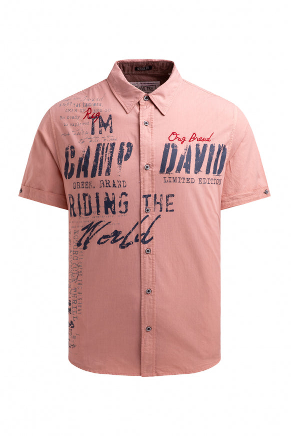 CAMP DAVID Kurzarmhemd mit Label Prints und Stickereien - old peach