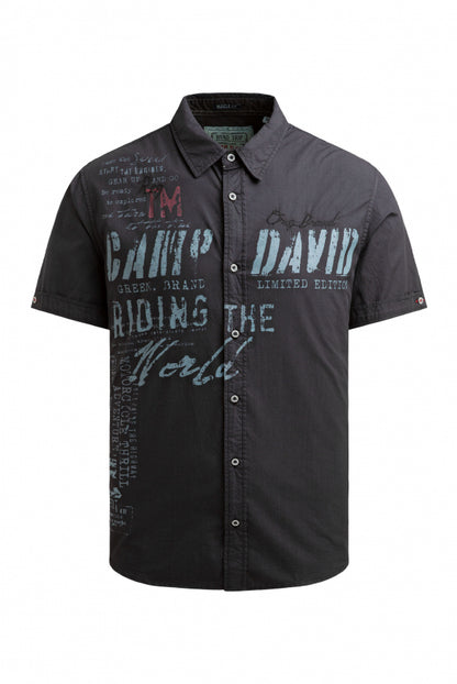 CAMP DAVID Kurzarmhemd mit Label Prints und Stickereien - black