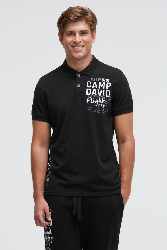 CAMP DAVID Kurzarmpolo aus Pikee mit Artworks