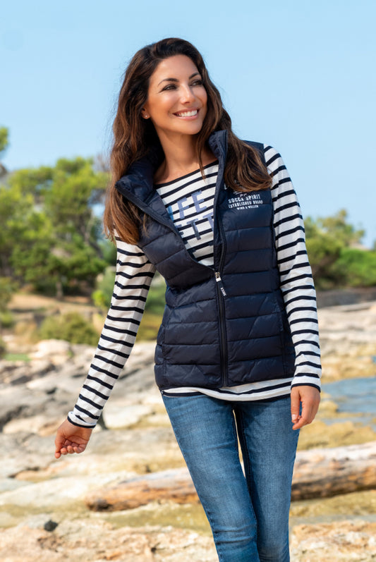 SOCCX Leichte Steppweste mit Prints und Patch