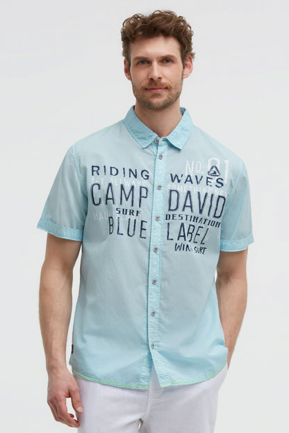 CAMP DAVID Leichtes Kurzarmhemd mit Label Prints - fresh breeze