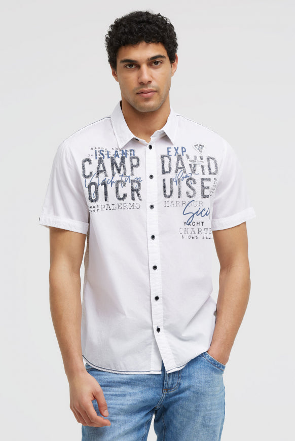 CAMP DAVID Leichtes Kurzarmhemd mit Logo Artwork