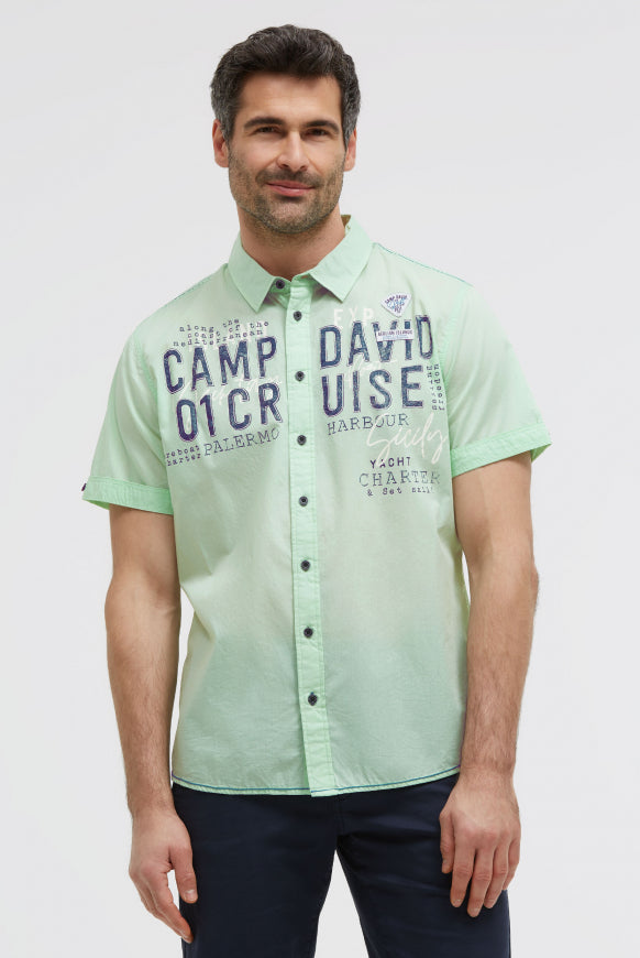 CAMP DAVID Leichtes Kurzarmhemd mit Logo Artwork