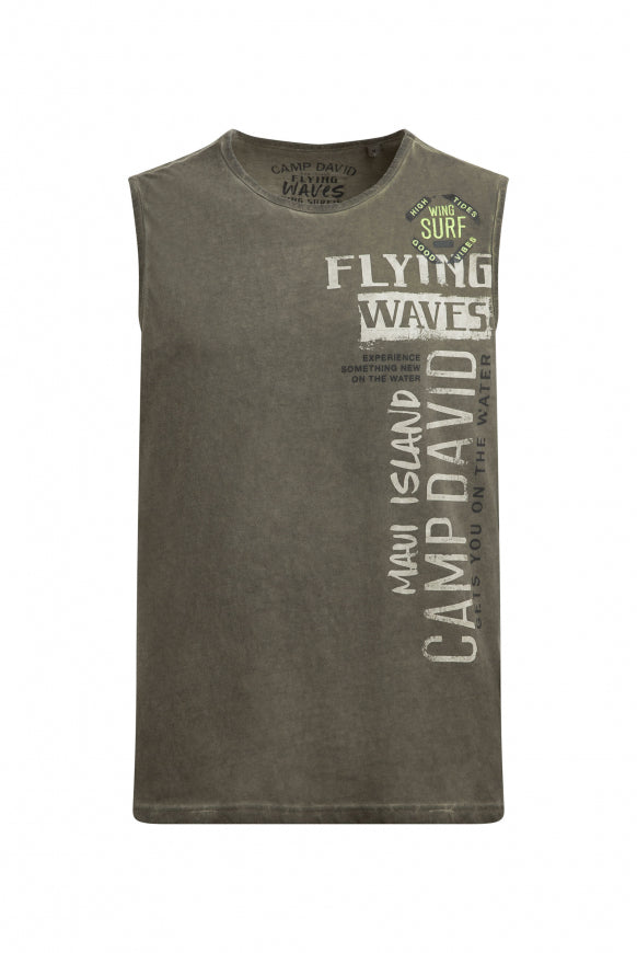 CAMP DAVID Muskelshirt Oil Dyed mit Label Print - desert olive
