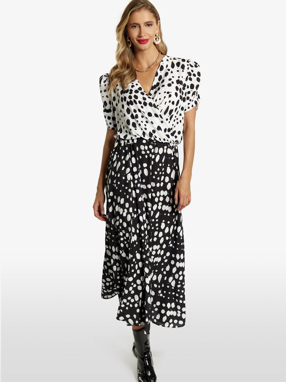 Faina Bluse Damen gepunktet