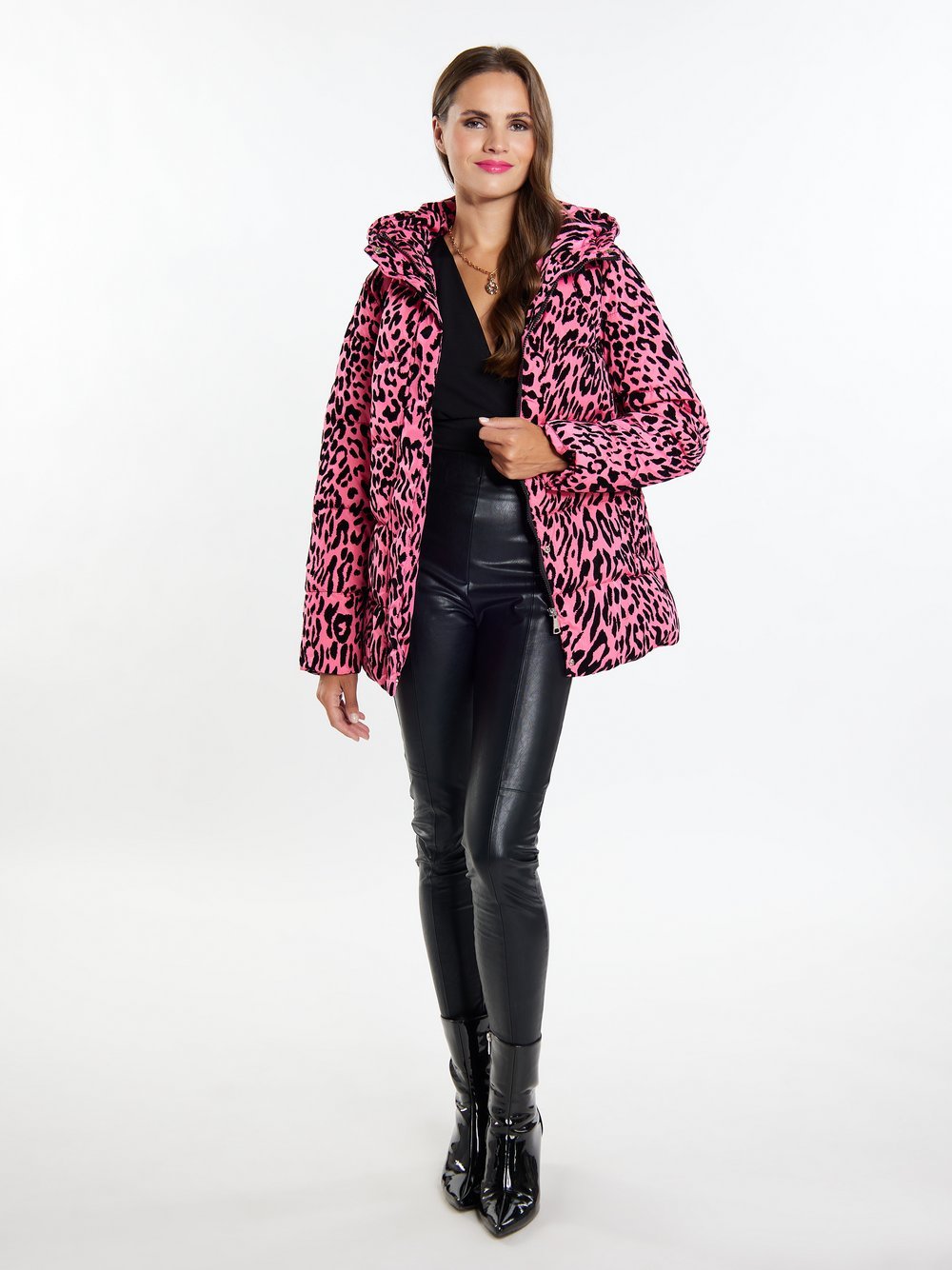 Faina Steppjacke mit Leo-Print Damen gemustert