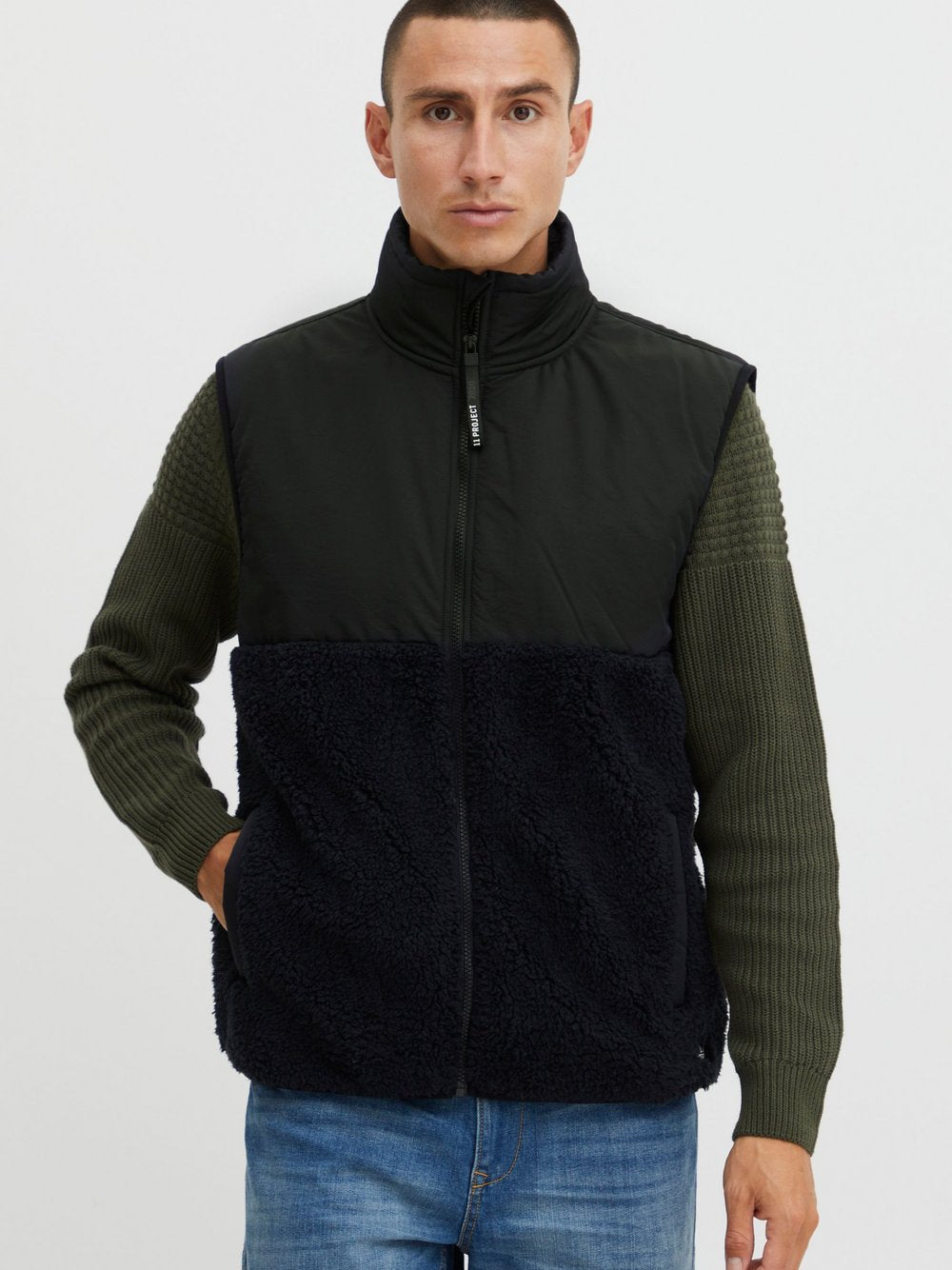 11 Project Fleeceweste Herren gemustert