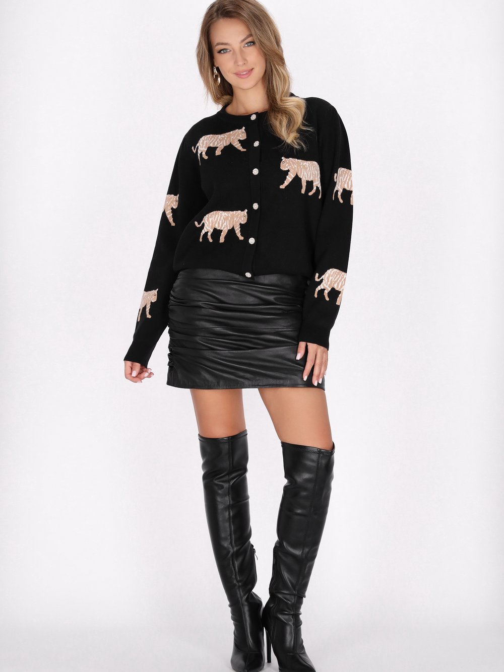 Faina Strickjacke Damen Viskose gemustert