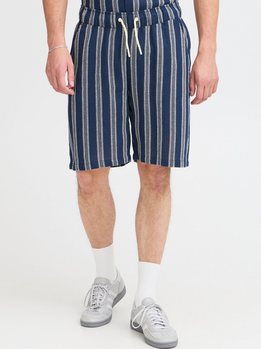 BLEND Chinoshorts Herren gestreift