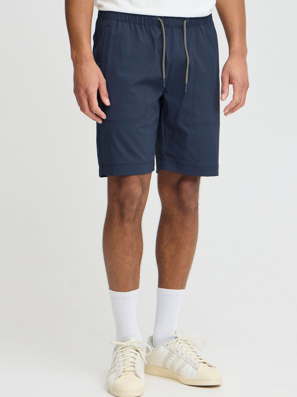 BLEND Chinoshorts Herren gestreift