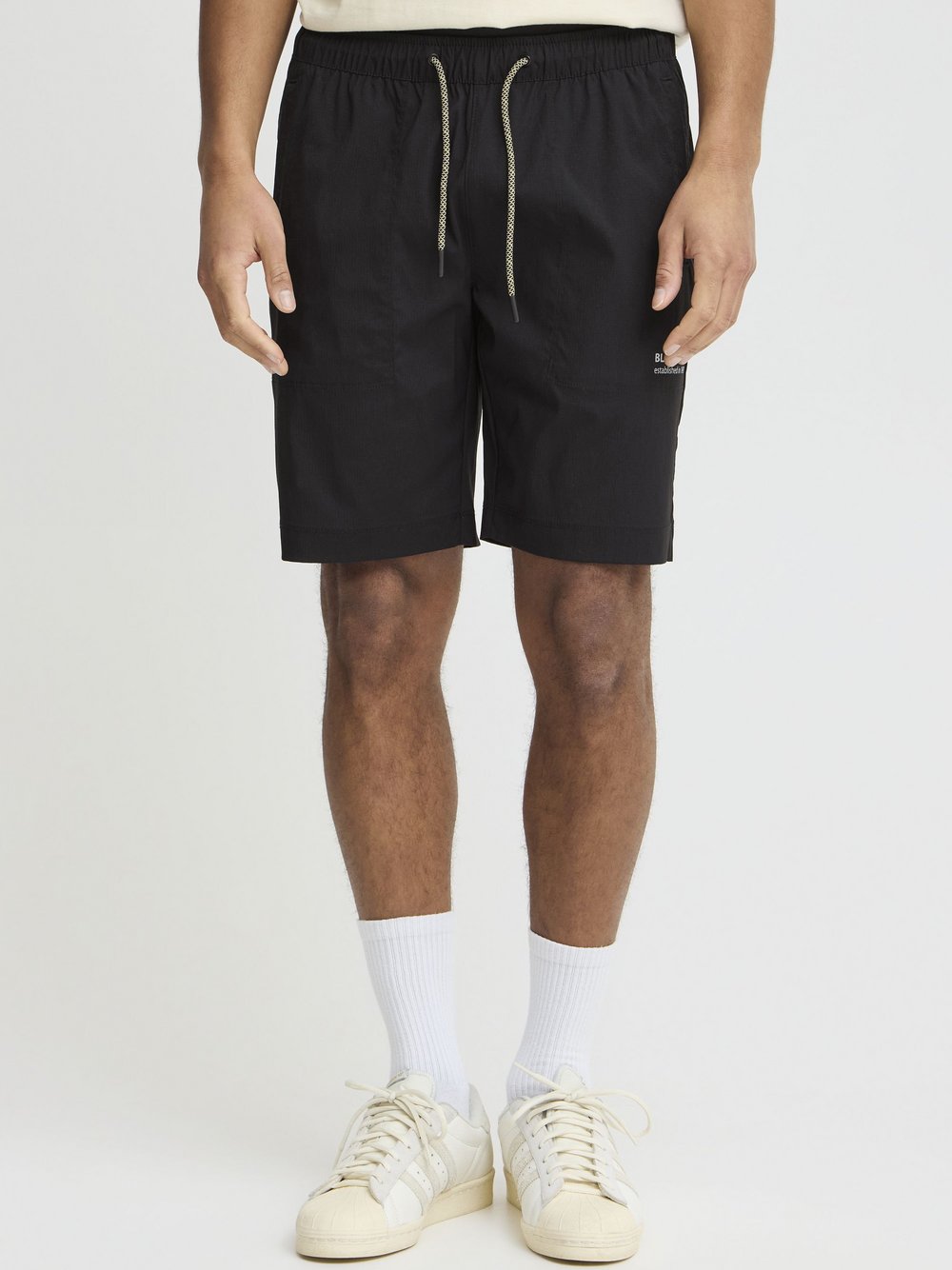 BLEND Chinoshorts Herren gestreift