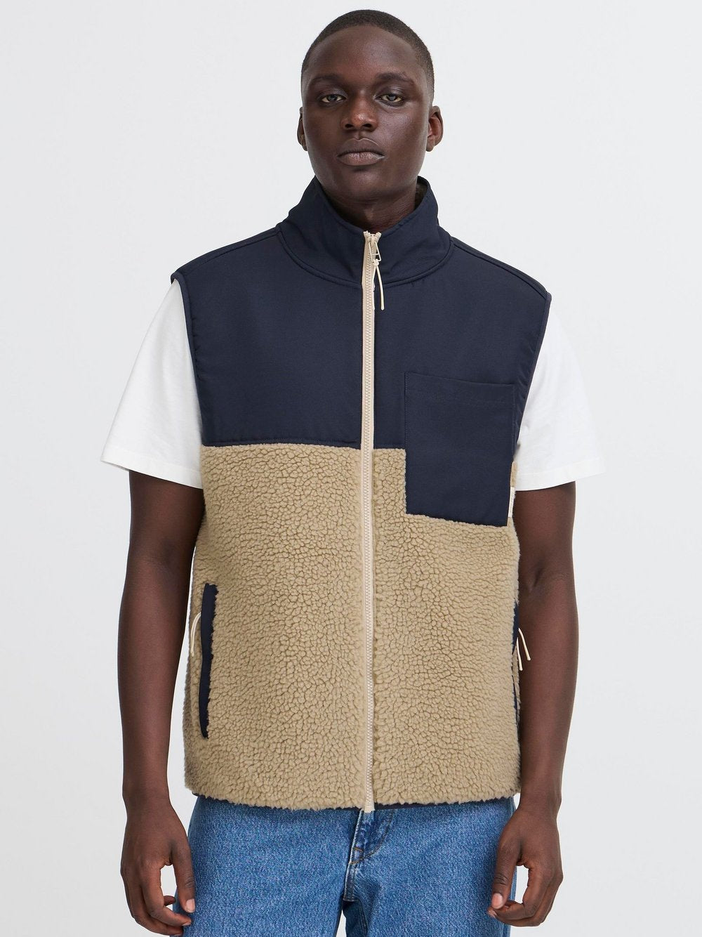BLEND Plüschweste Herren